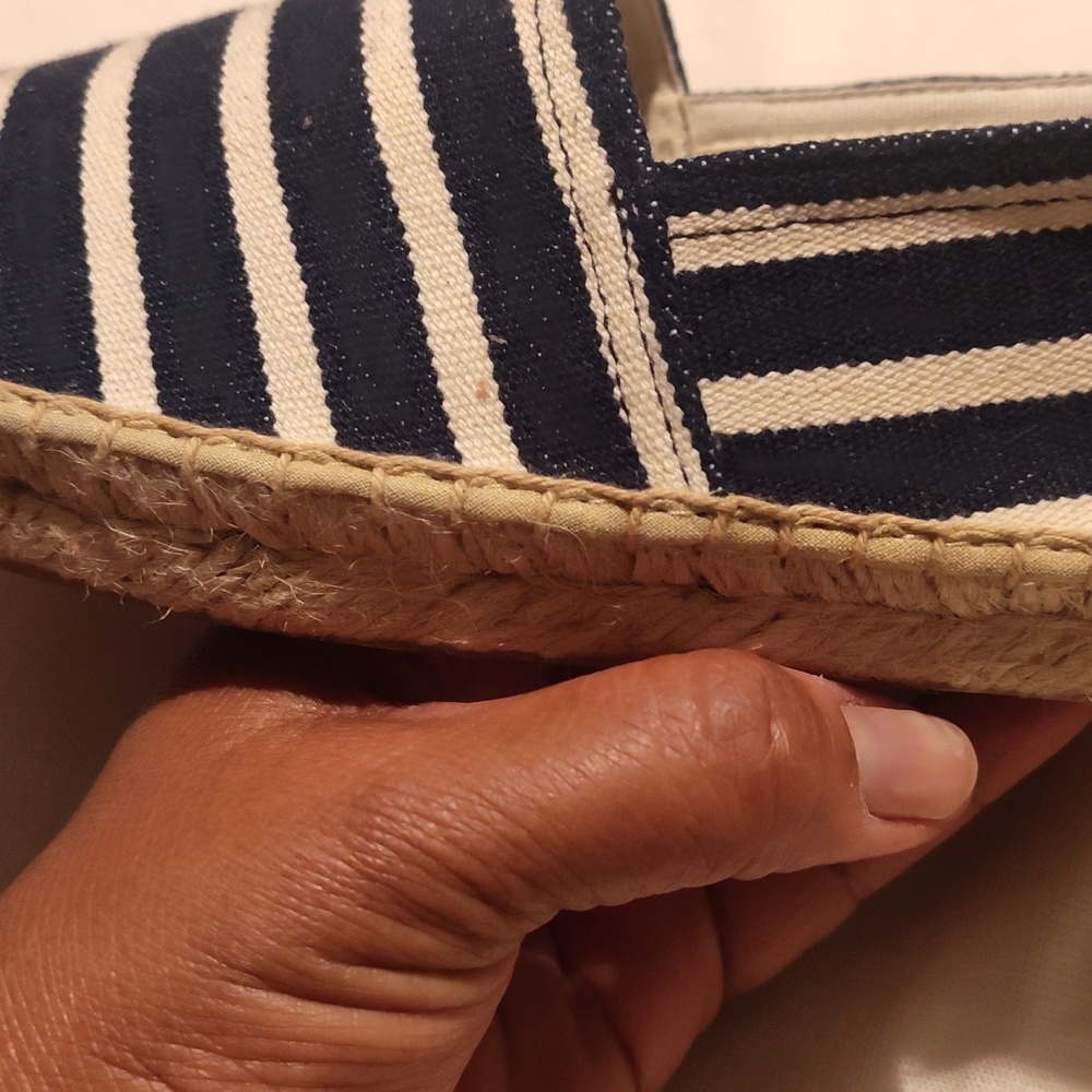 Shoes - Picture 5 of 5